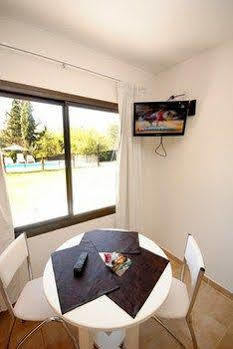 Hotel Aguaribay Apart Cabanas *