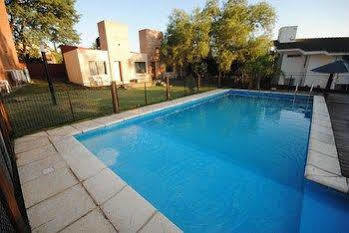Aguaribay Apart Cabanas * Villa Carlos Paz