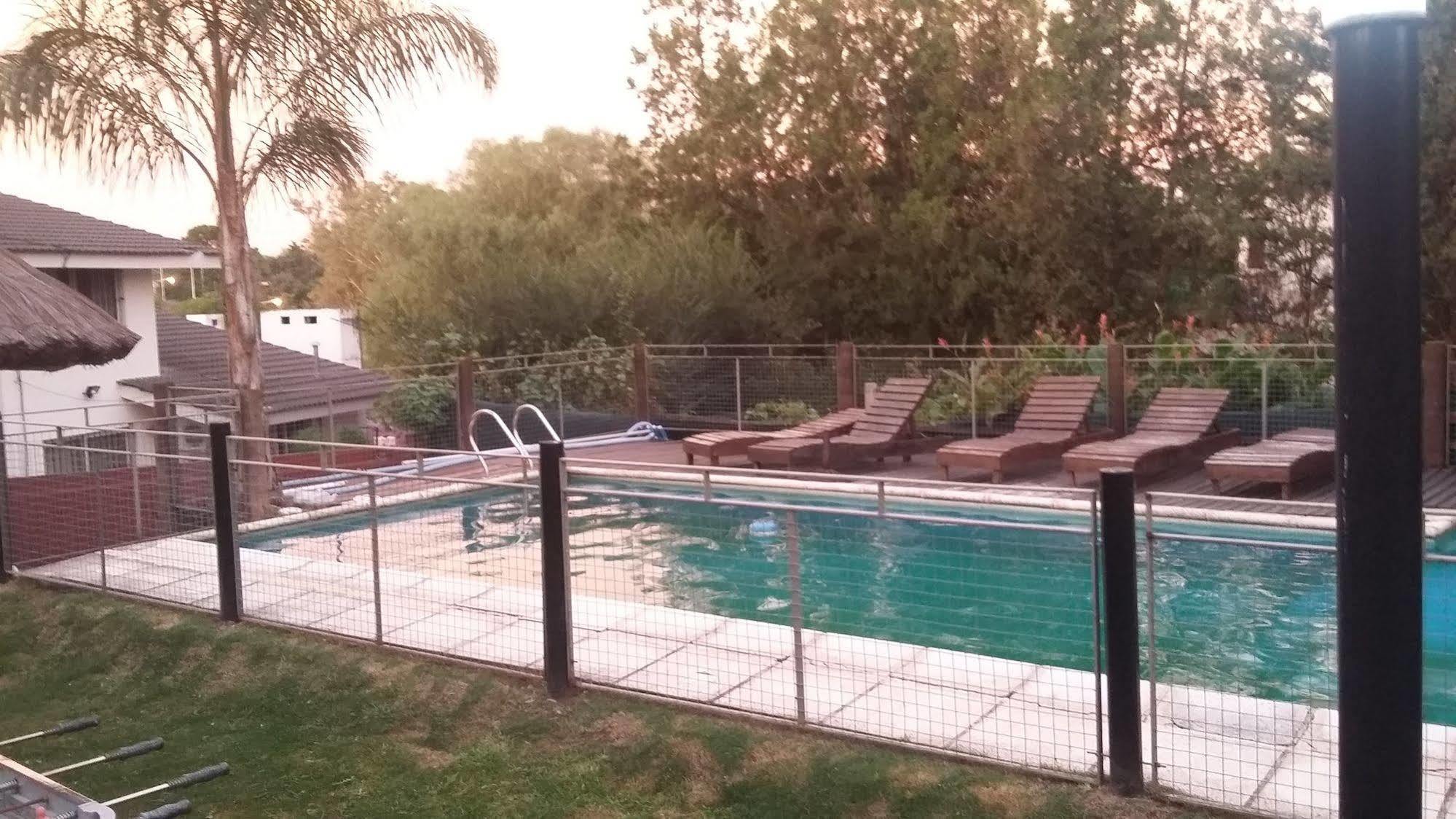 Hotel Aguaribay Apart Cabanas