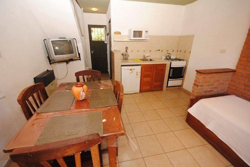 Aguaribay Apart Cabanas * Villa Carlos Paz